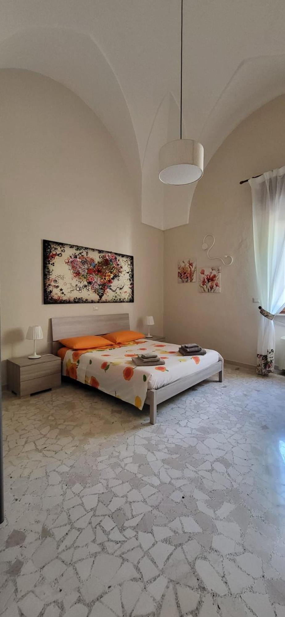 Casa Vacanze "Alizza" アレーツィオ エクステリア 写真